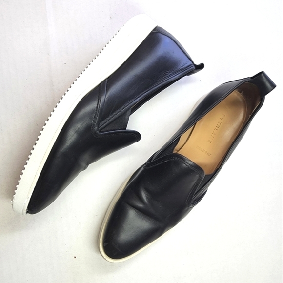 Everlane‎ | Leather Black Slip on Shoe, 8.5 - Picture 4 of 12